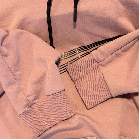 Nike Run Hoodie - Picture 4 of 5